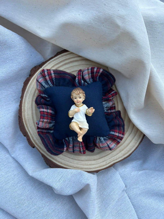 Niño Jesús Almohadita Volante - Adviento Azul Marino