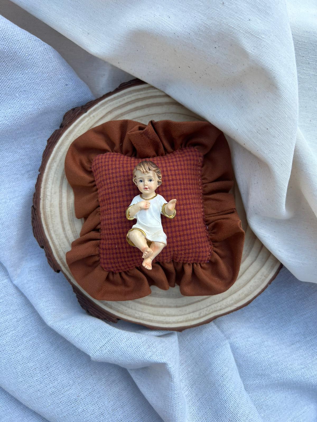 Niño Jesús Almohadita Volante - Emaús Terracota